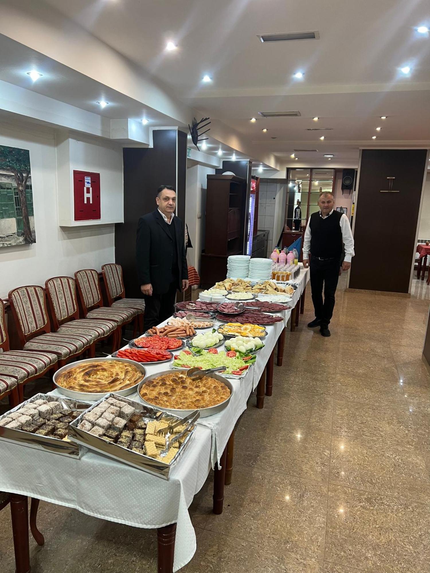 Hotel Atlas نوفي بازار المظهر الخارجي الصورة